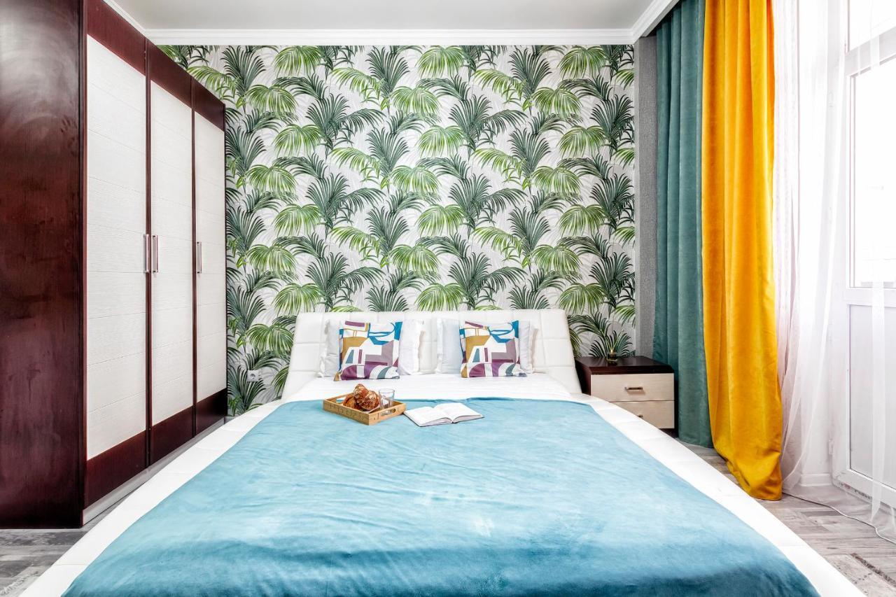 Cosy flat in the city center Astana Luaran gambar